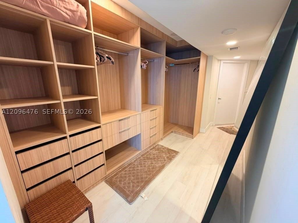 16485 Collins Ave #932 - Photo 4 of 15