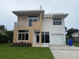 featured image of 3240 Sw 20th St