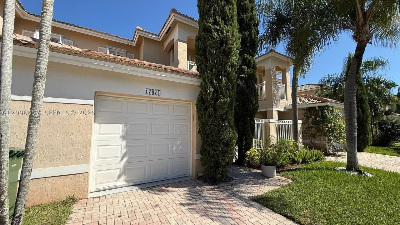 17071 Nw 22nd St - Photo 3 of 43