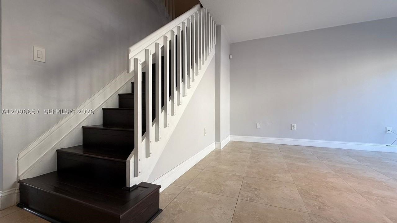 17071 Nw 22nd St - Photo 6 of 43