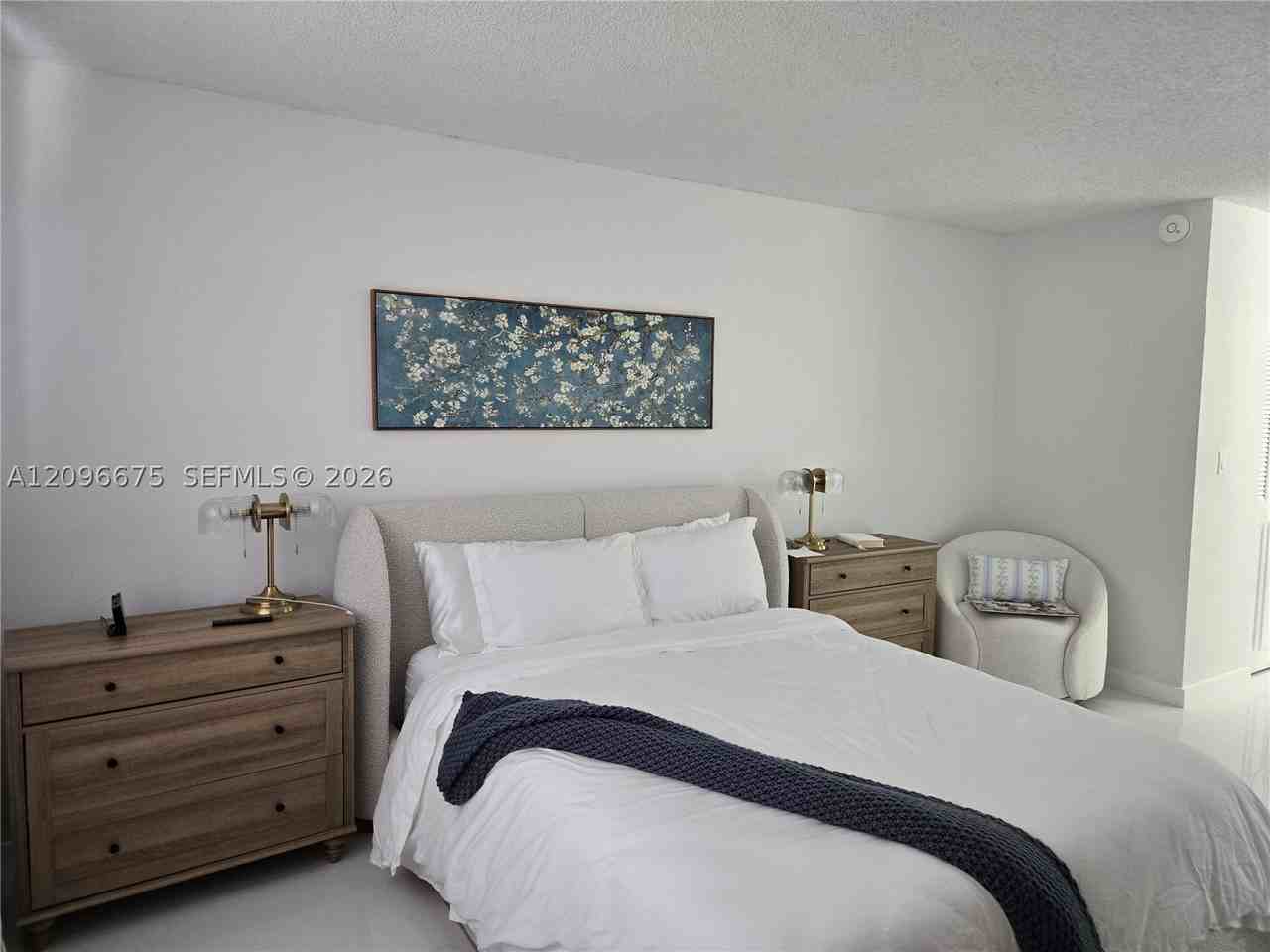 325 Nw 72nd Ave #301 - Photo 4 of 14