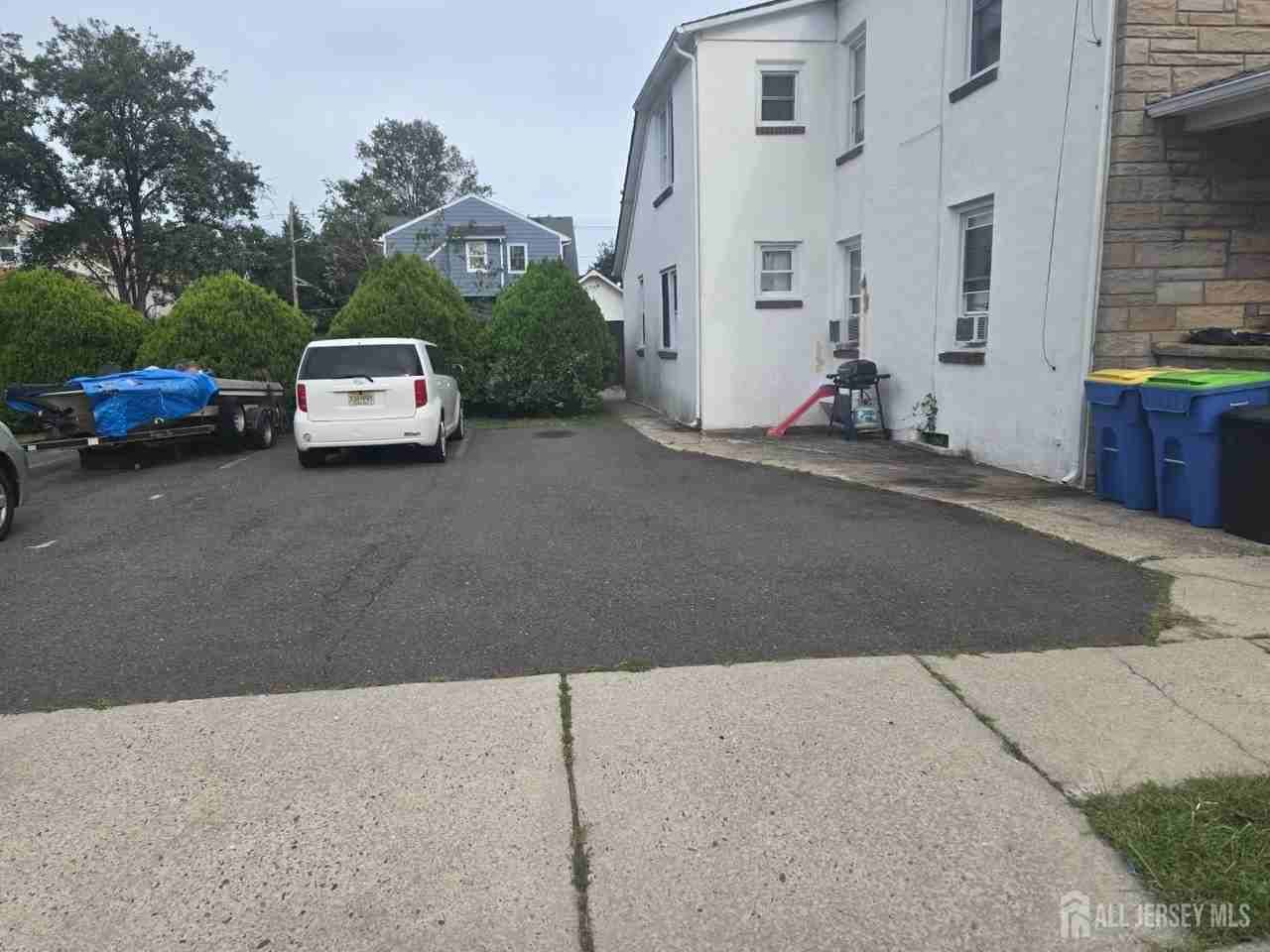 10 N 6th Ave #B - Photo 3 of 21