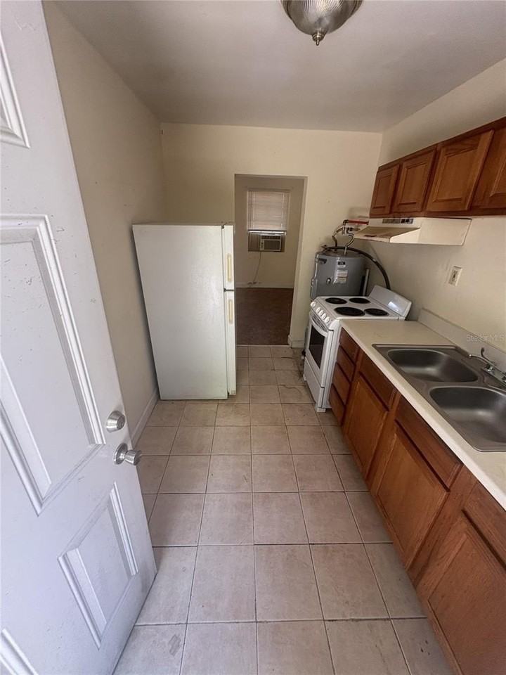 455 Pursley St #B25 - Photo 4 of 9