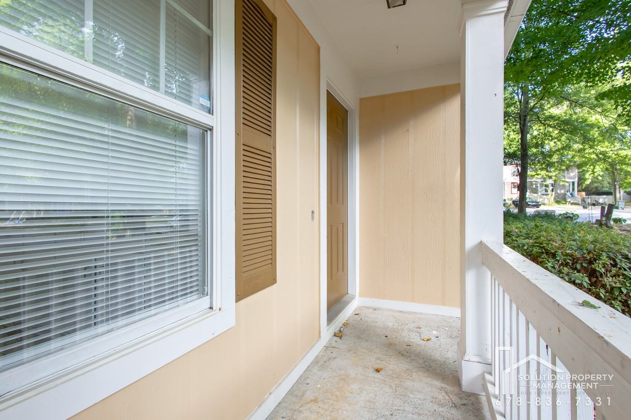 365 Pleasant Oak Ct Sw #1 - Photo 2 of 18