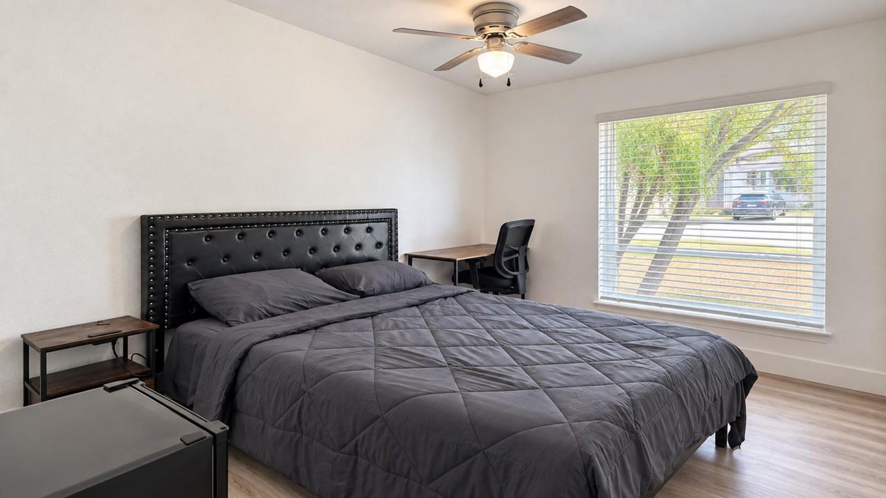 Botany Bay Dr - Photo 5 of 10
