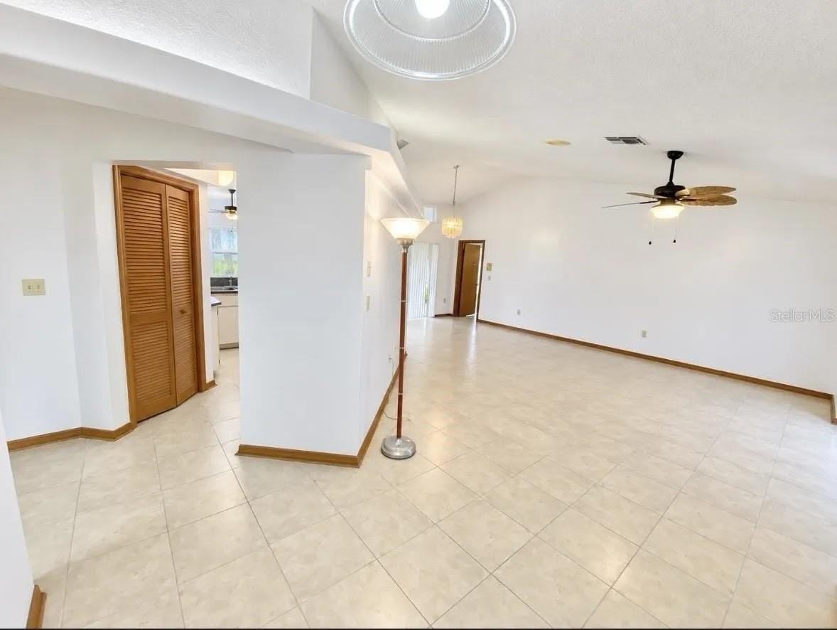 8201 Rhanbuoy Rd - Photo 3 of 20