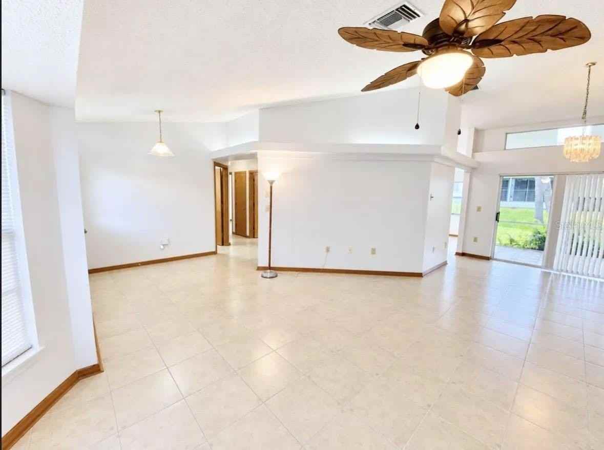 8201 Rhanbuoy Rd - Photo 6 of 20