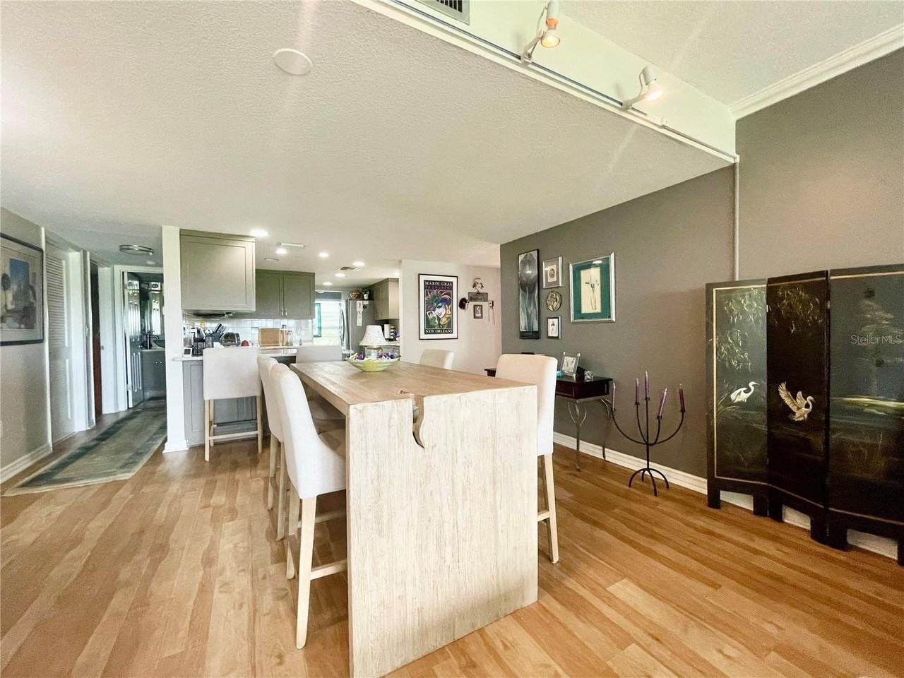 7893 Sailboat Key Blvd S #101 - Photo 6 of 33