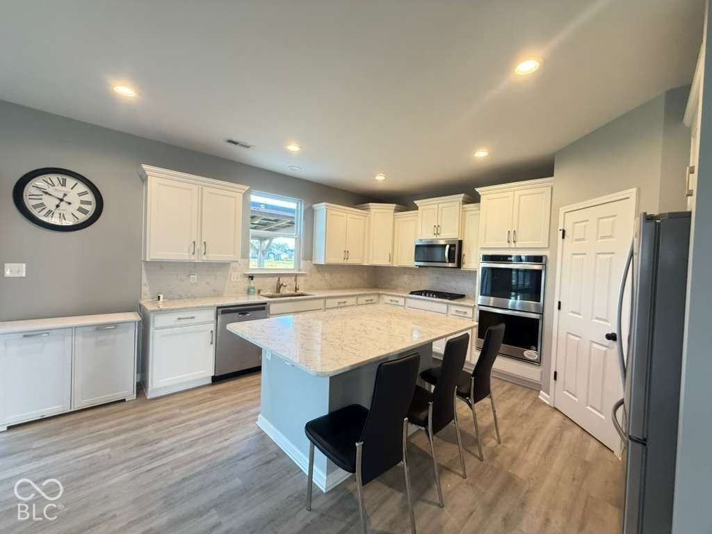 8241 Carnegie Ln - Photo 6 of 25