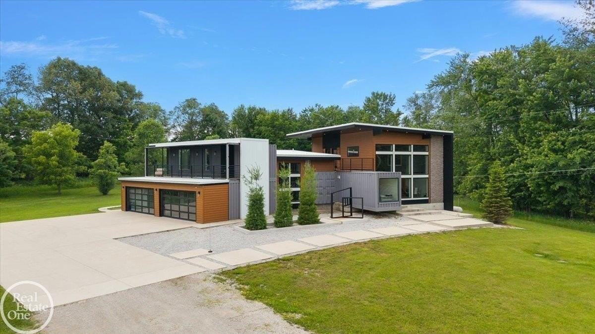 850 Frick Rd - Photo 2 of 50