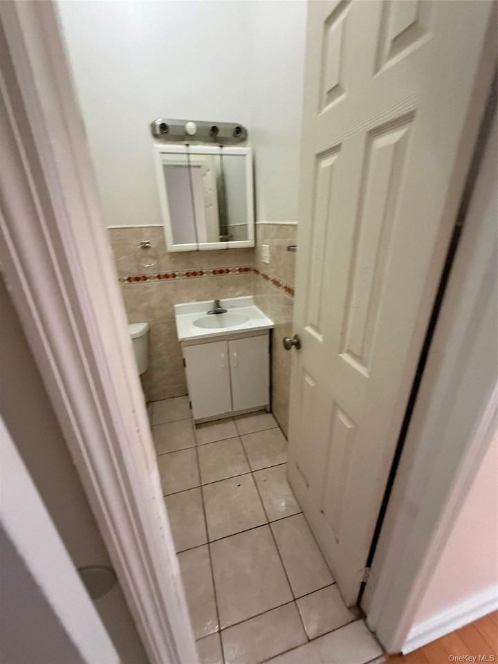 14529 Lakewood Ave - Photo 4 of 8