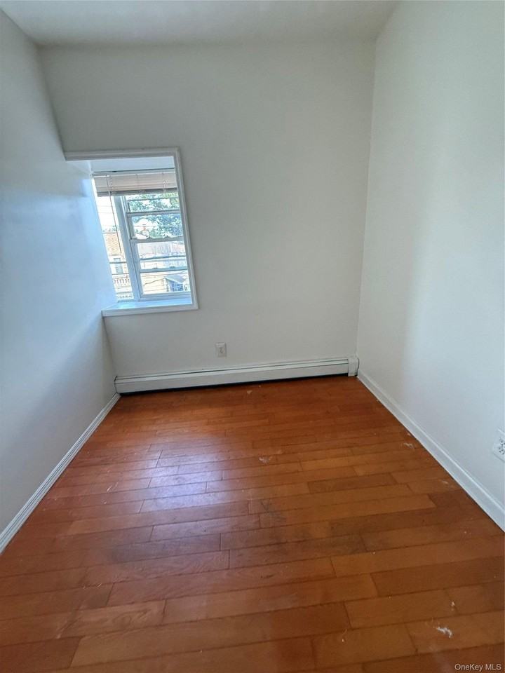 14529 Lakewood Ave - Photo 6 of 8