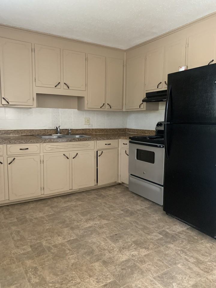 1901 Ashcraft Ave #1 - Photo 3 of 14