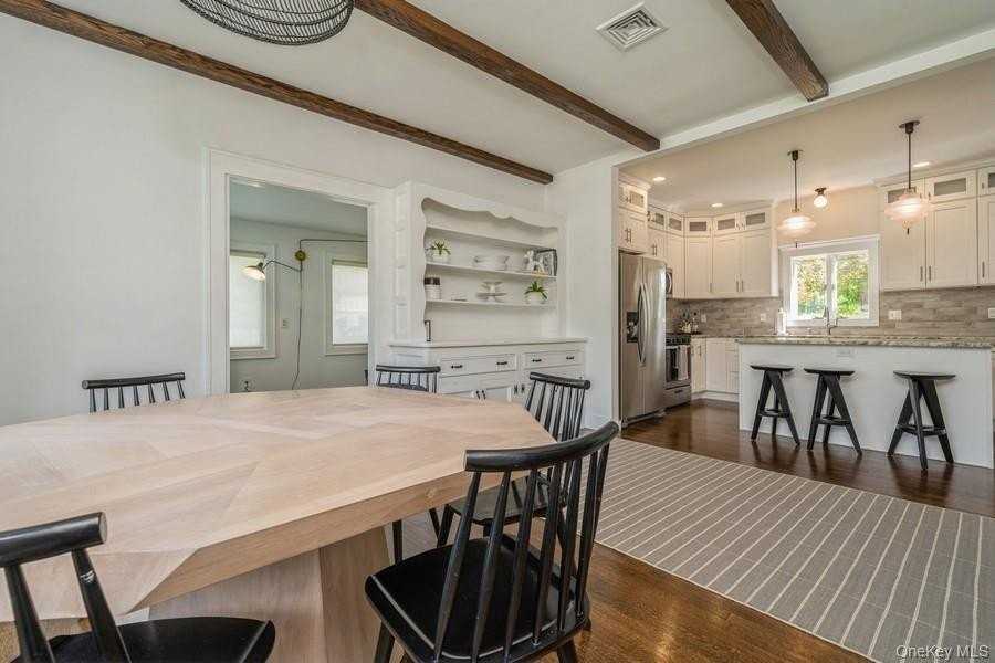 11 Campbell Rd - Photo 5 of 36