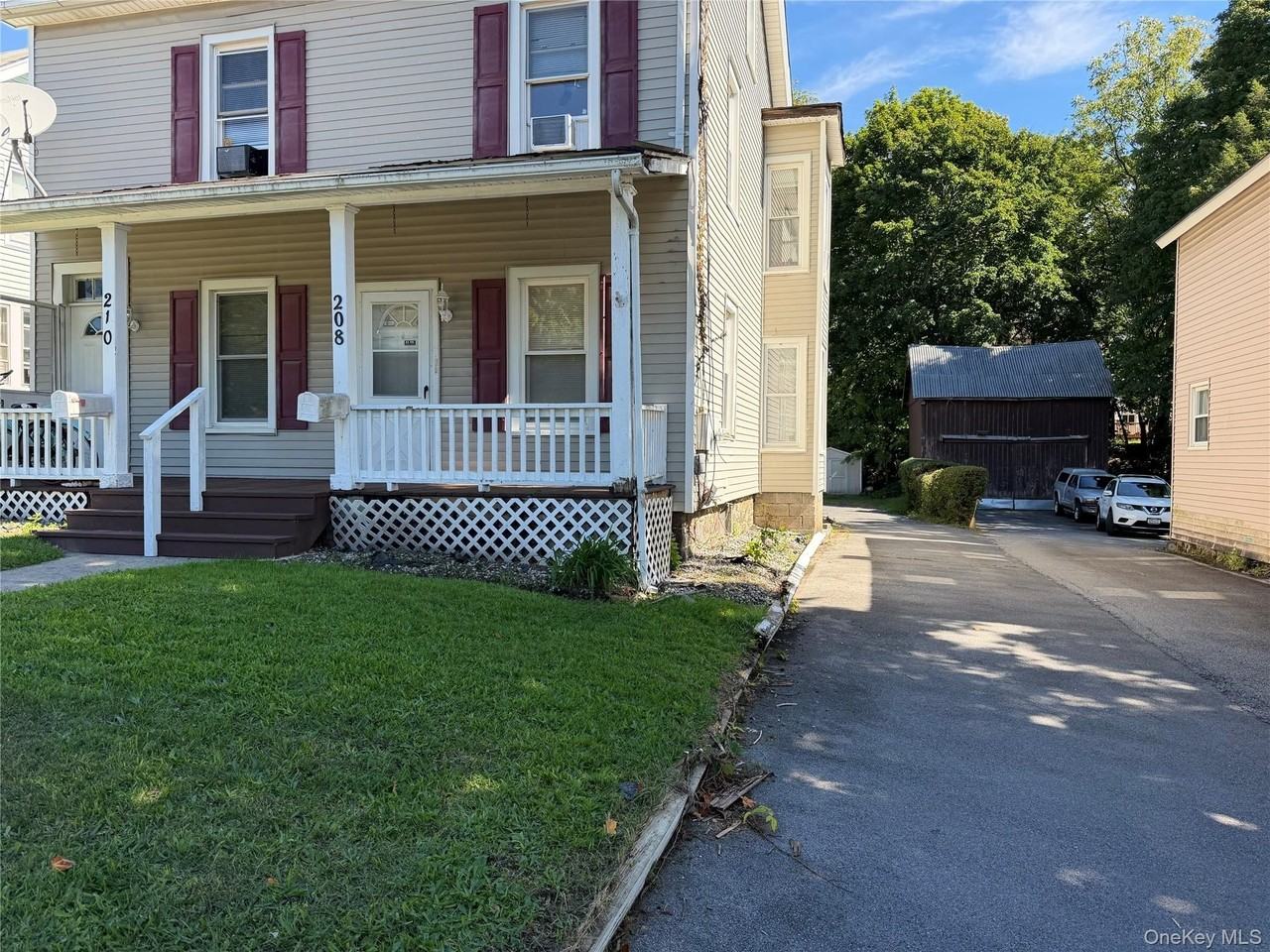 208 Elm St - Photo 2 of 18