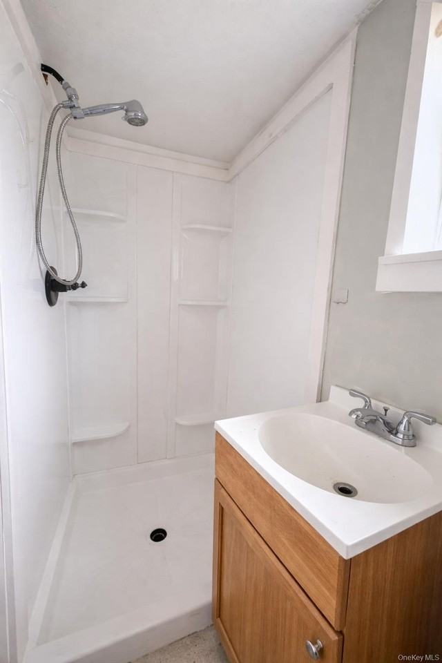 159 Pierce Cir - Photo 5 of 10
