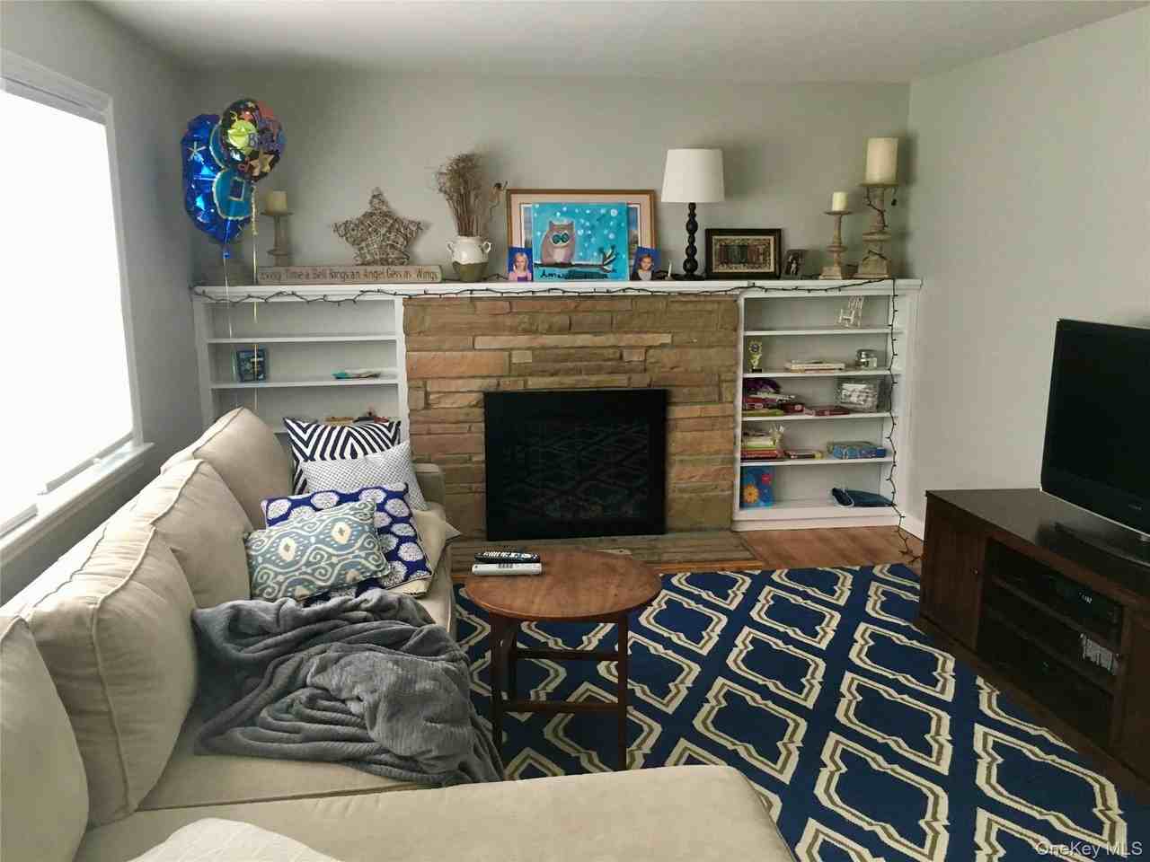 28 Summit Ave - Photo 4 of 10