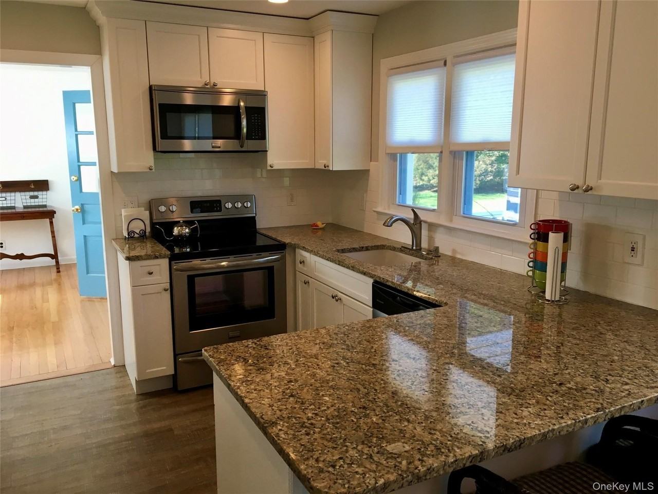 28 Summit Ave - Photo 6 of 10