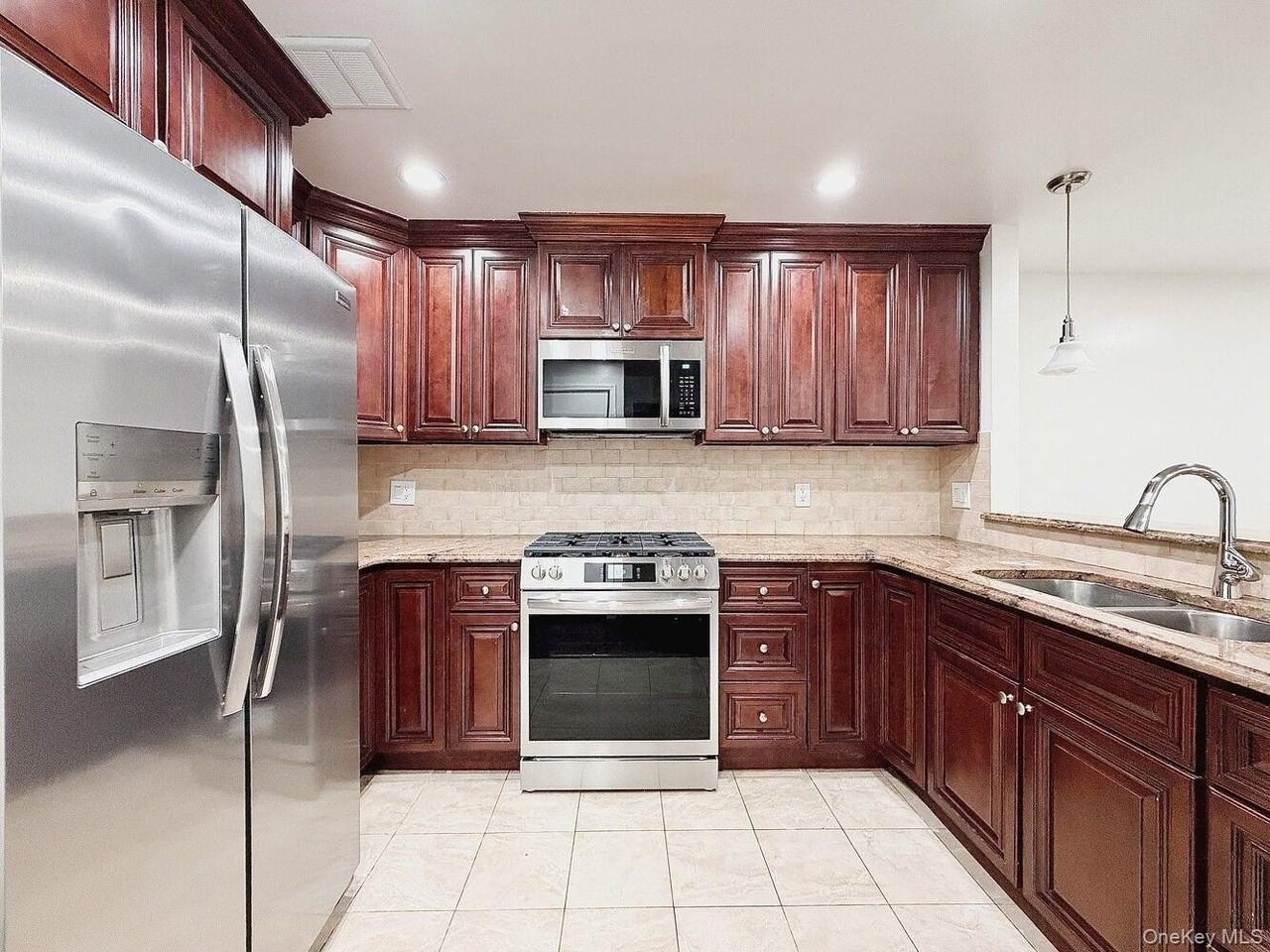20 N Portland Ave #5