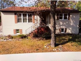 5 Ivy Rd S - Photo 1 of 1