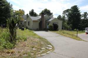 featured image of 163 Farm St #1