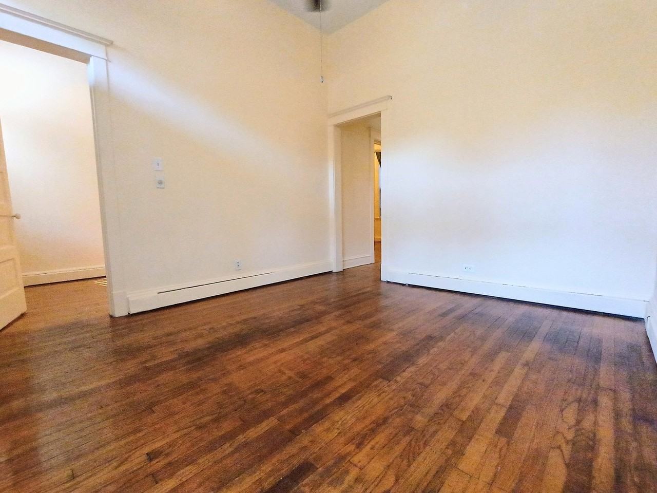 1911 W Belmont Ave #1 - Photo 7 of 14