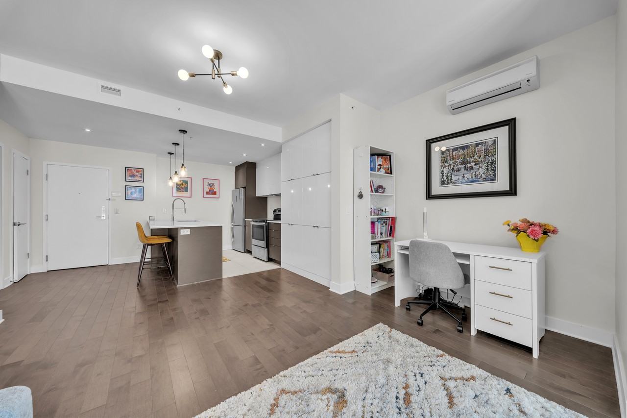 4923 Rue Jean-Talon Ouest #707 - Photo 4 of 27