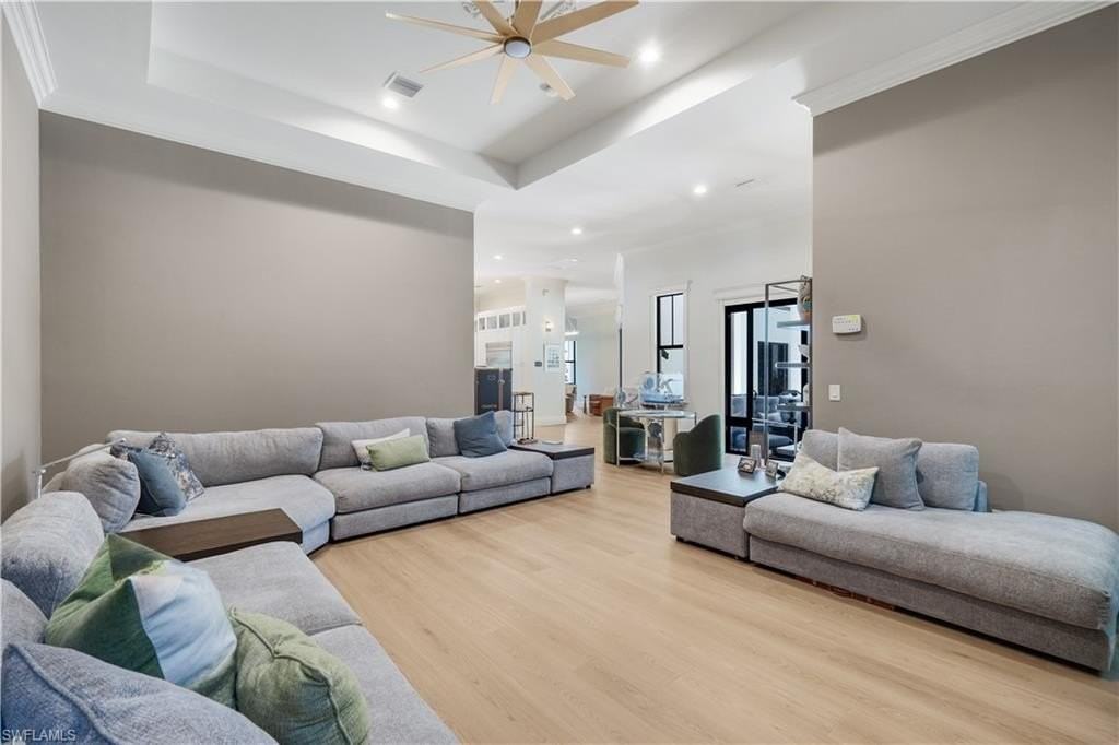 1455 Hemingway Pl - Photo 3 of 42