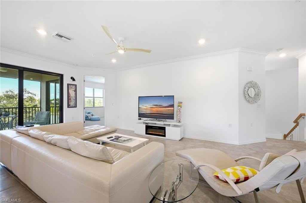 2352 Anguilla Dr #201 - Photo 4 of 44