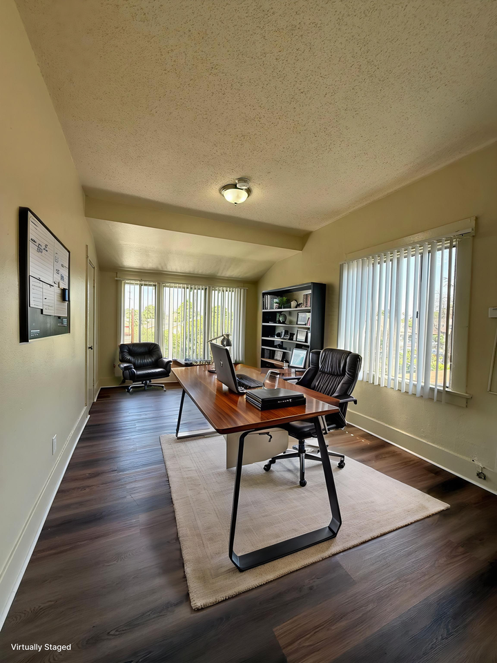 1128 3/4 East 49th Street #3/4 - Photo 4 of 14