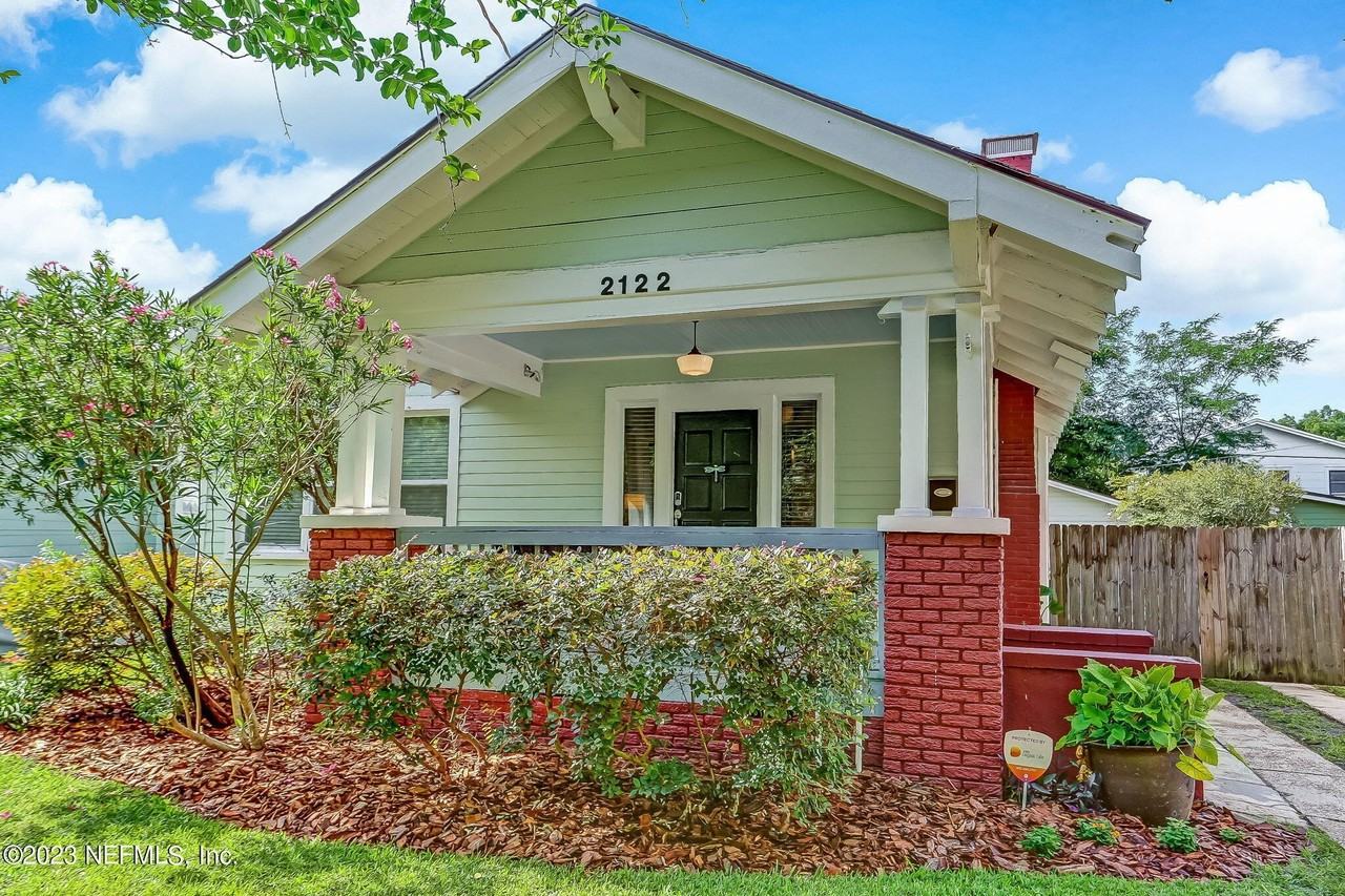 2122 Ernest St - Photo 2 of 50