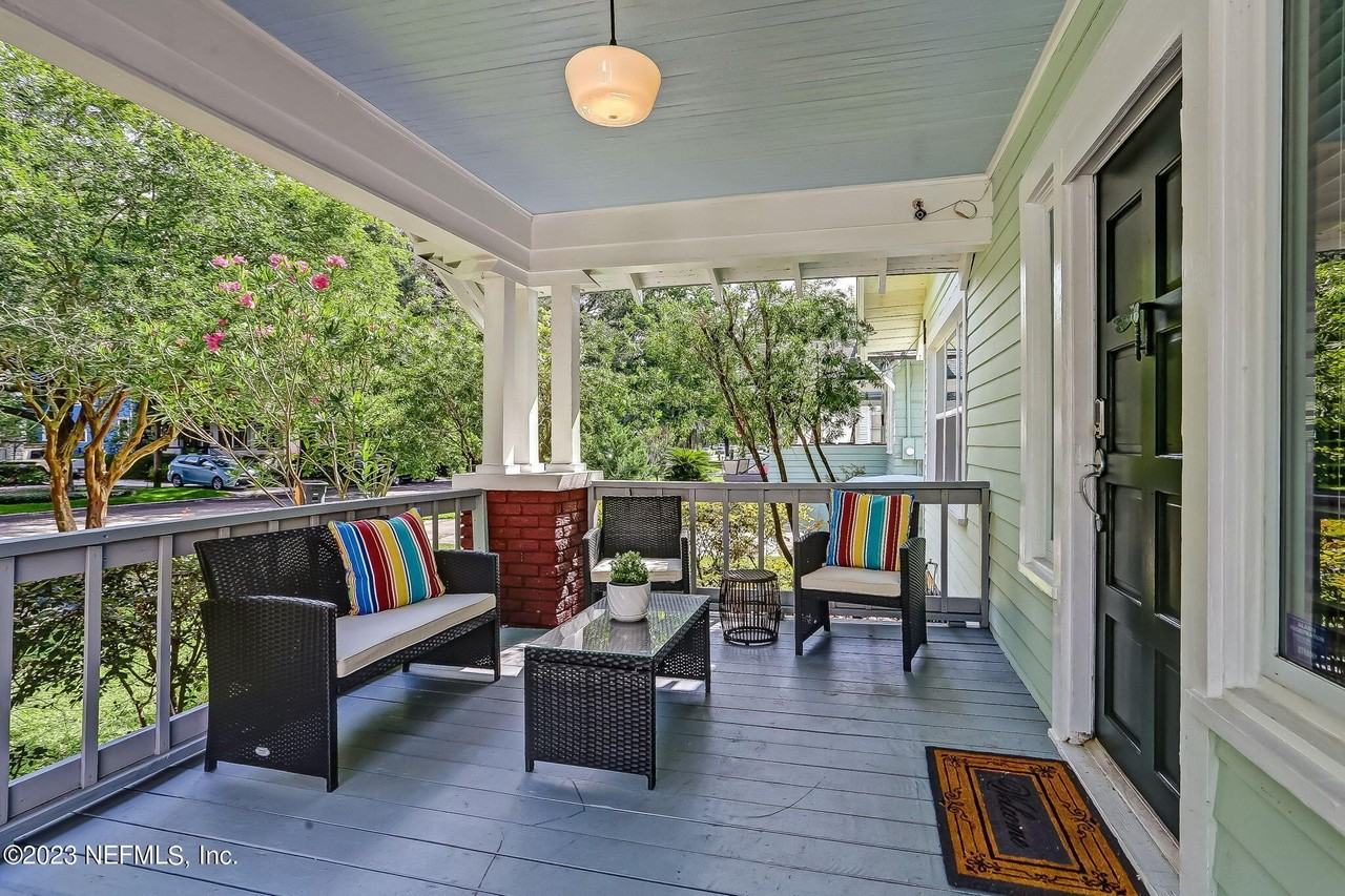 2122 Ernest St - Photo 6 of 50