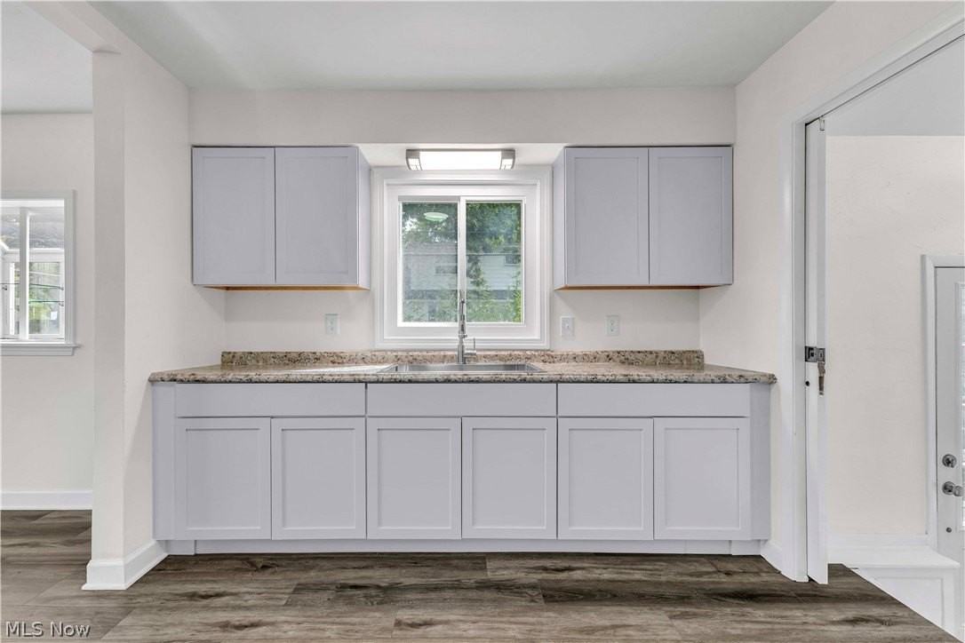 171 Lakewood Dr - Photo 6 of 35