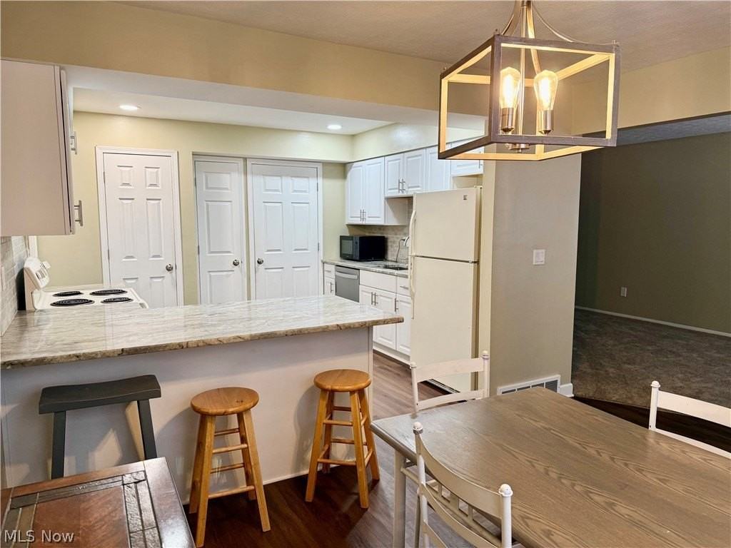 817 Tollis Pkwy #8 - Photo 7 of 30