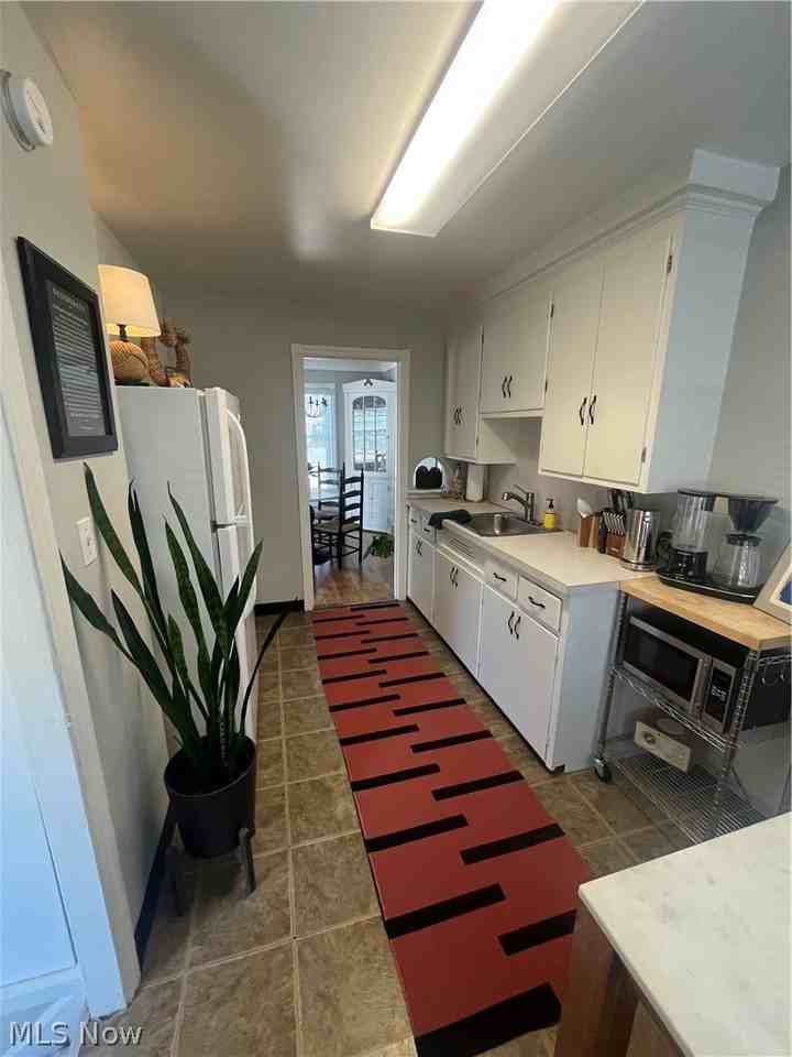 3471 Warren Rd - Photo 4 of 17