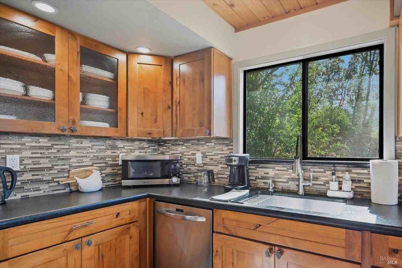 4405 Lake County Hwy - Photo 4 of 35