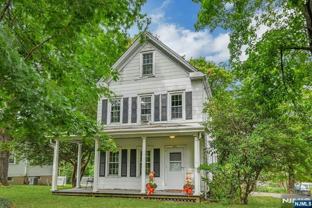 370 Sicomac Ave - Photo 1 of 1