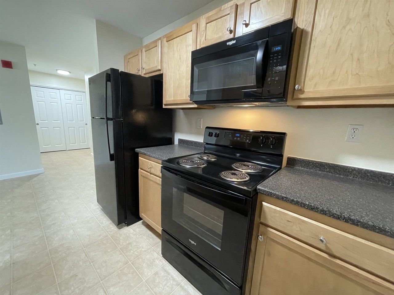 100 Sentinel Ct #211 - Photo 6 of 38