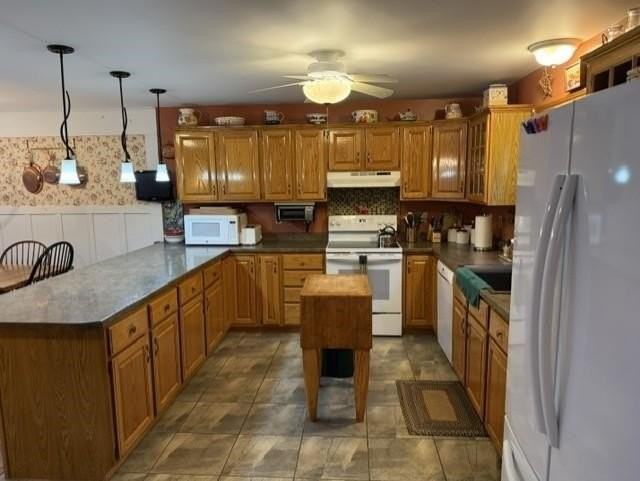 153 Youngs Hill Rd - Photo 3 of 17