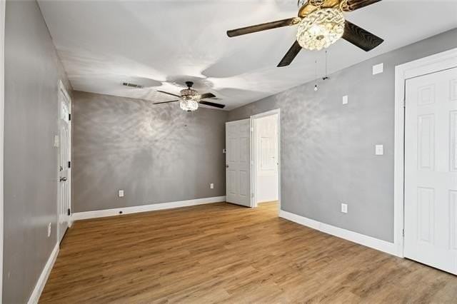 805 S Olive St #B - Photo 2 of 16
