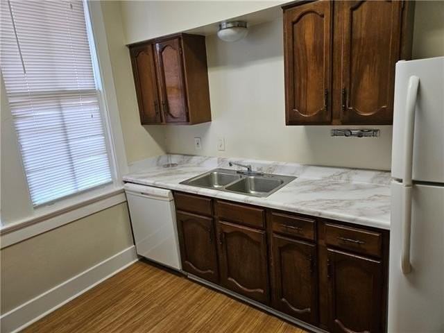110 S Pierce St #C - Photo 7 of 21