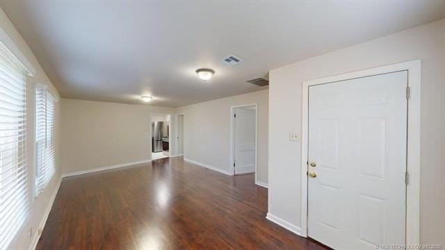 415 E Aquarium Pl - Photo 7 of 28