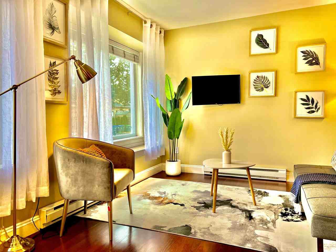 15096 60 Avenue - Photo 4 of 9