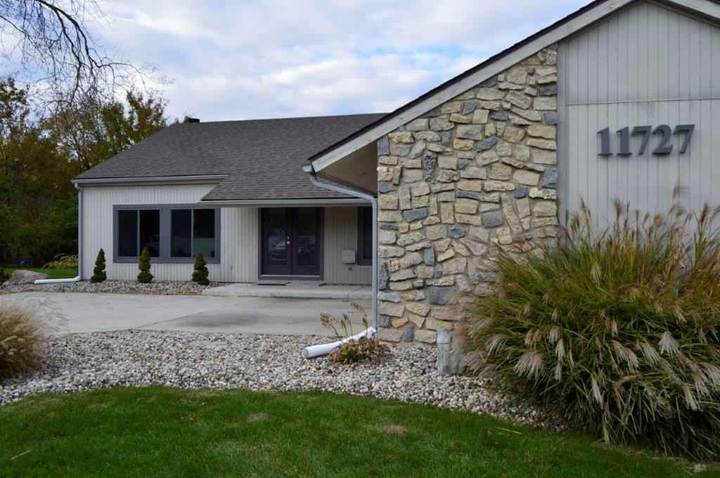 11727 Trails End Ct #1 - Photo 2 of 50