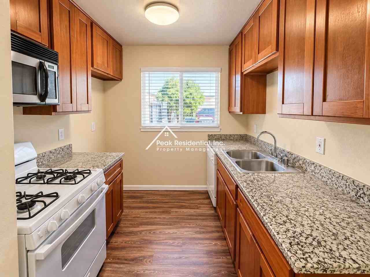 9837 Lincoln Village Dr - Photo 7 of 15