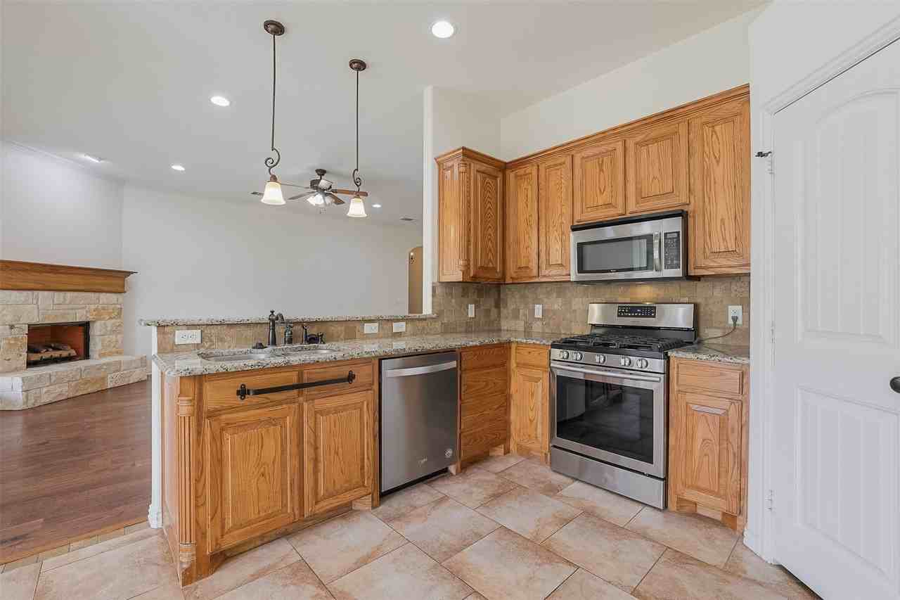 278 Spyglass Dr - Photo 6 of 17