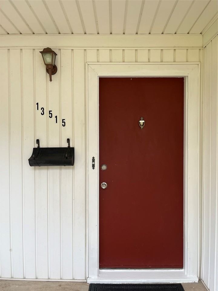 13515 Charcoal Ln - Photo 2 of 11