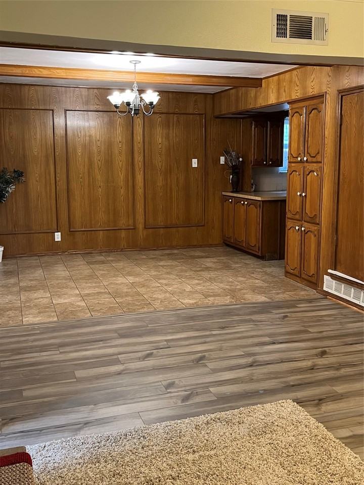 13515 Charcoal Ln - Photo 4 of 11
