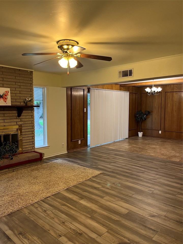 13515 Charcoal Ln - Photo 5 of 11