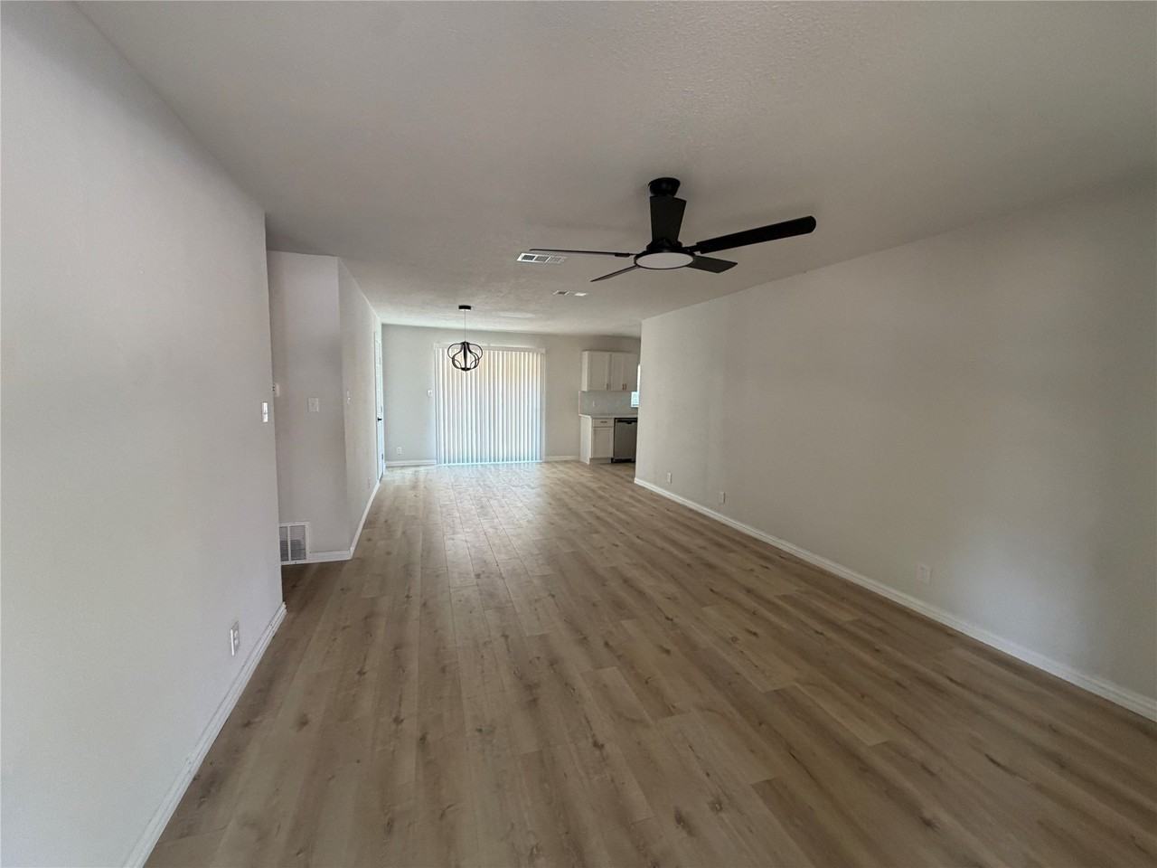 3716 Clotell Dr - Photo 2 of 9